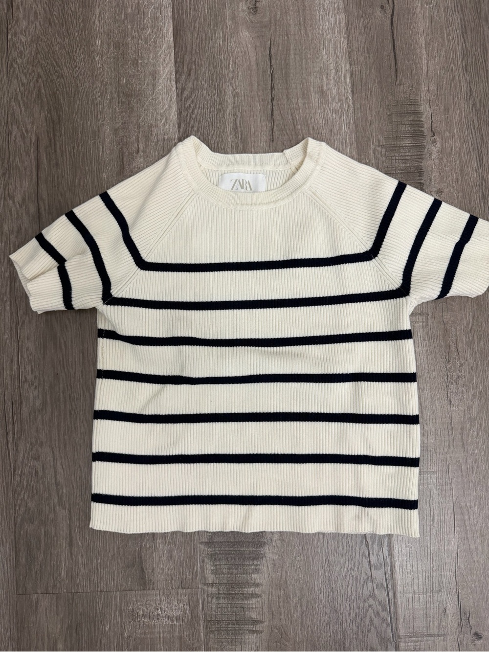 Zara Cream and Navy Striped Short Sleeve Knit Top